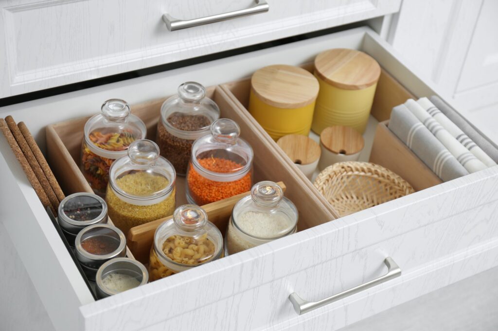 Kitchen Drawer With Dividers